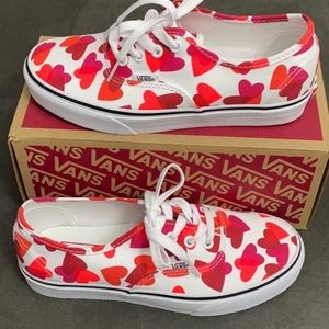 Vans Authentic Valentines Fuchsia Pink Hearts ♥️